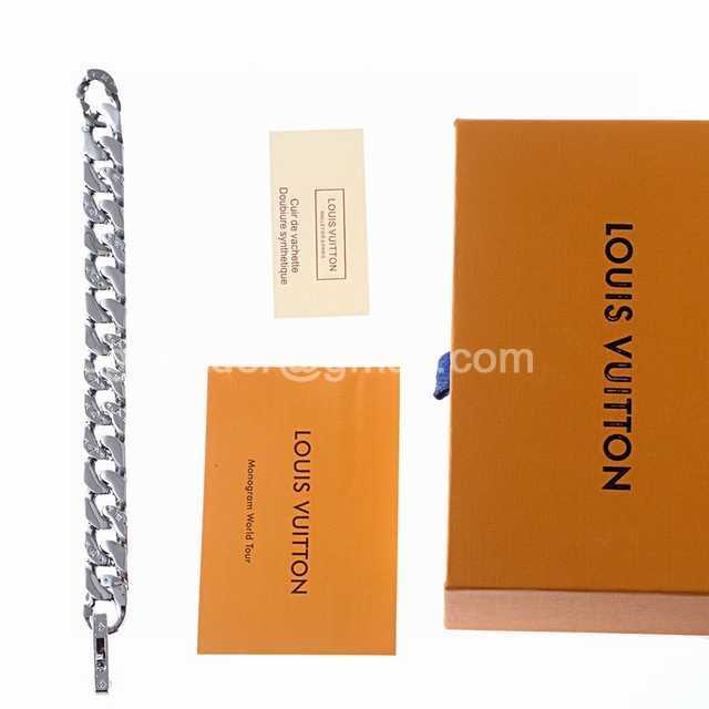 CB10085 LV Bracelet