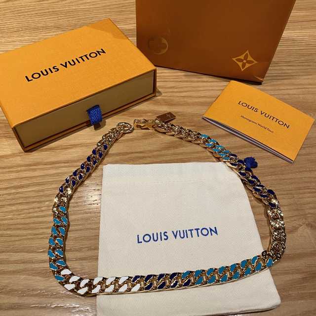 CB10091 LV Necklace