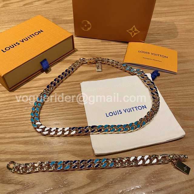 CB10091 LV Necklace CB10091 LV Necklace