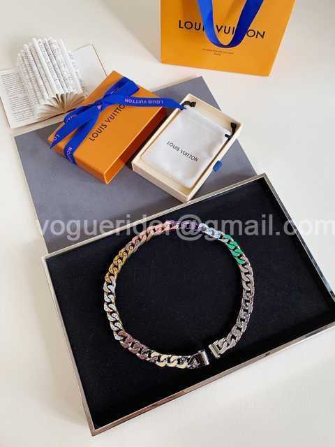 CB10098 LV Necklace