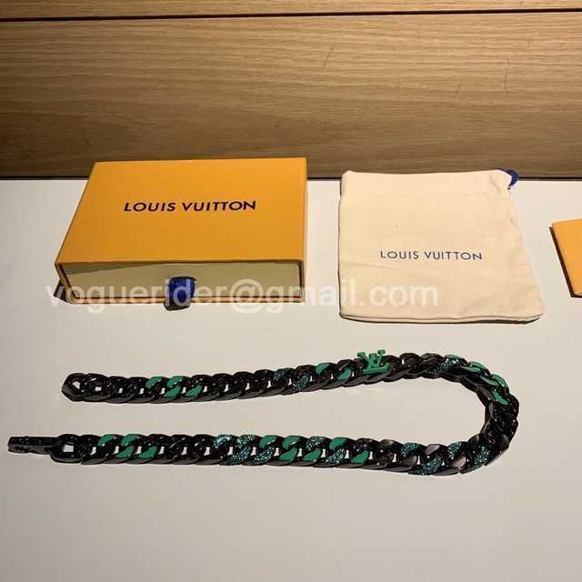 CB10108 LV Necklace CB10108 LV Necklace