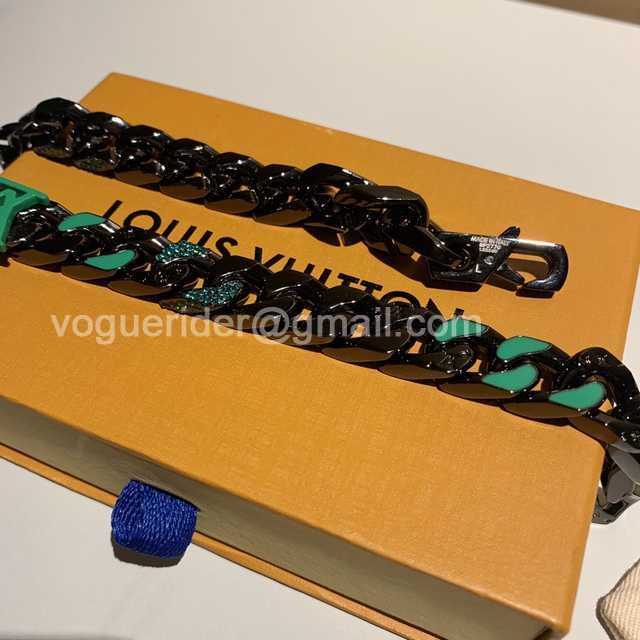 CB10108 LV Necklace CB10108 LV Necklace