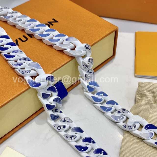CB10110 LV Necklace