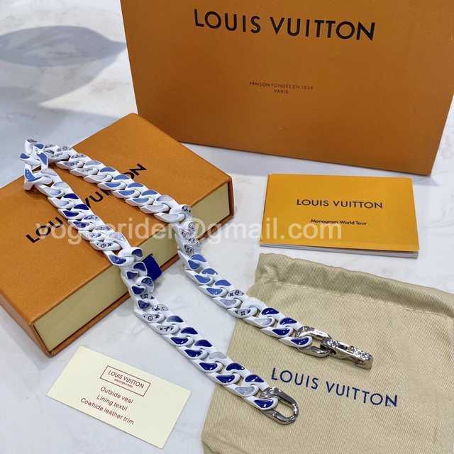 CB10110 LV Necklace