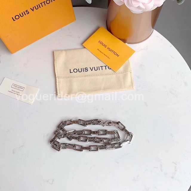 CB10112 LV Necklace