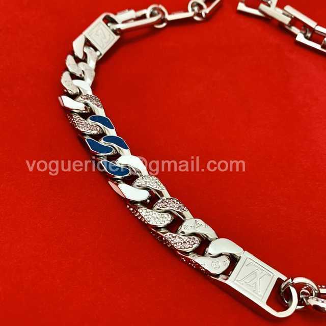 CB10113 LV Necklace
