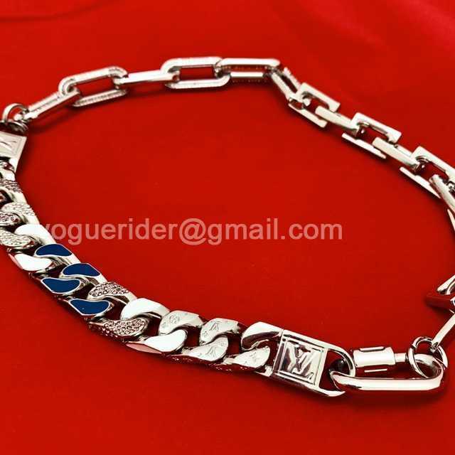 CB10113 LV Necklace