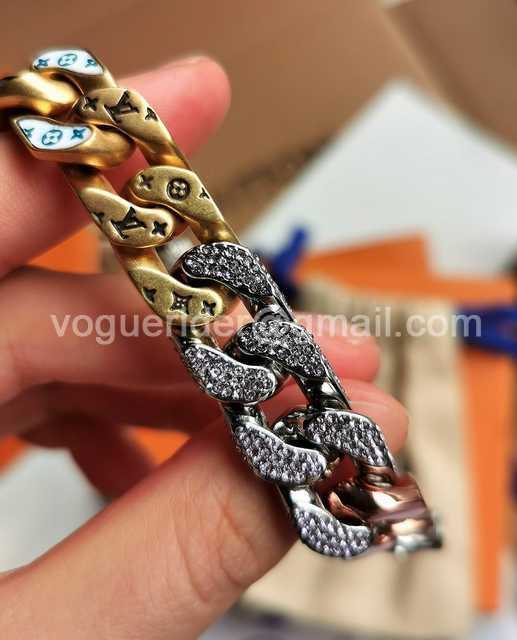 CB10118 LV Bracelet