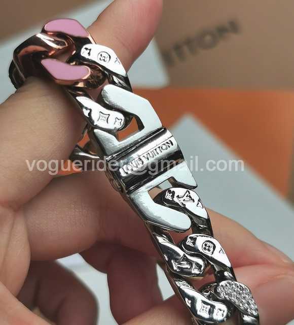 CB10118 LV Bracelet