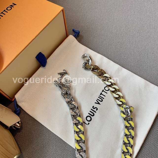 CB10130 LV Necklace
