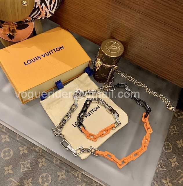 CB10132 LV Bracelet/Necklace