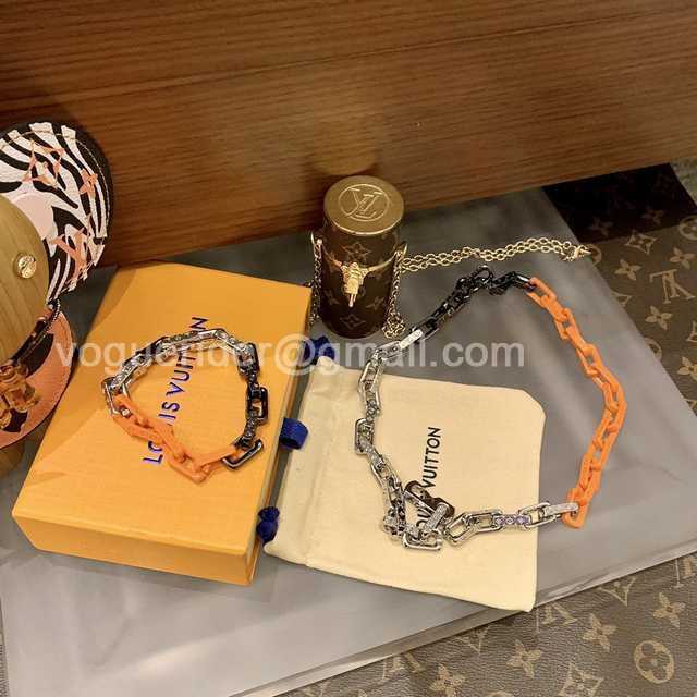 CB10132 LV Bracelet/Necklace
