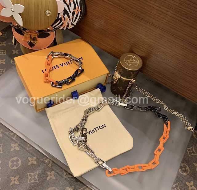 CB10132 LV Bracelet/Necklace