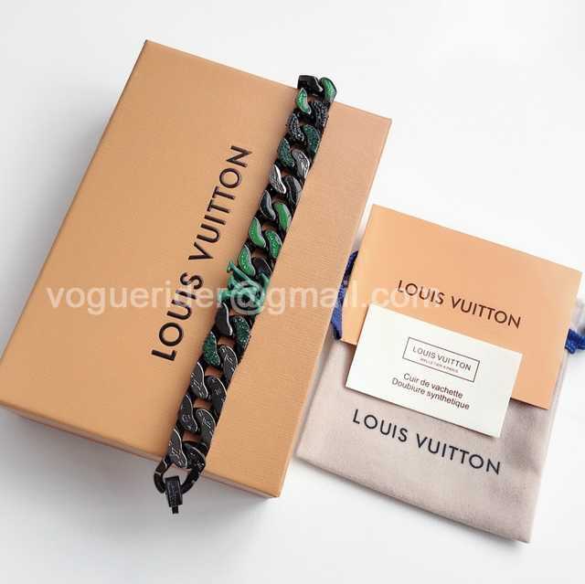 CB10136 LV Bracelet CB10136 LV Bracelet