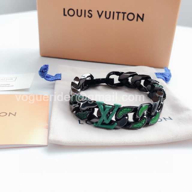 CB10136 LV Bracelet CB10136 LV Bracelet