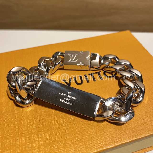 CB10138 LV Bracelet CB10138 LV Bracelet