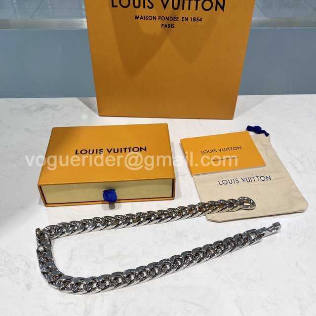 CB10140 LV Necklace