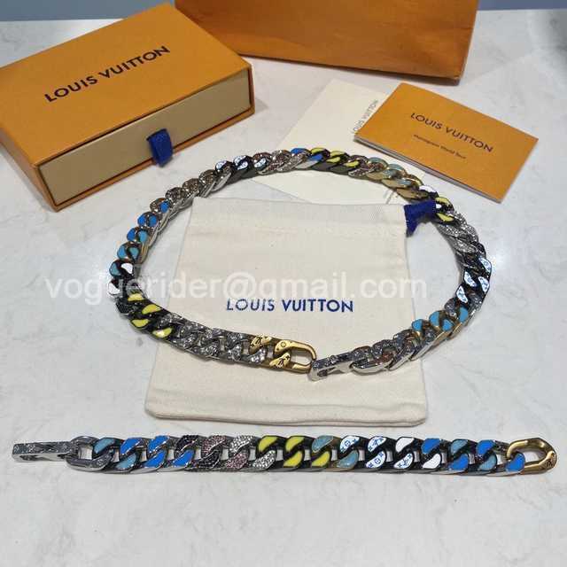 CB10151 LV Bracelet