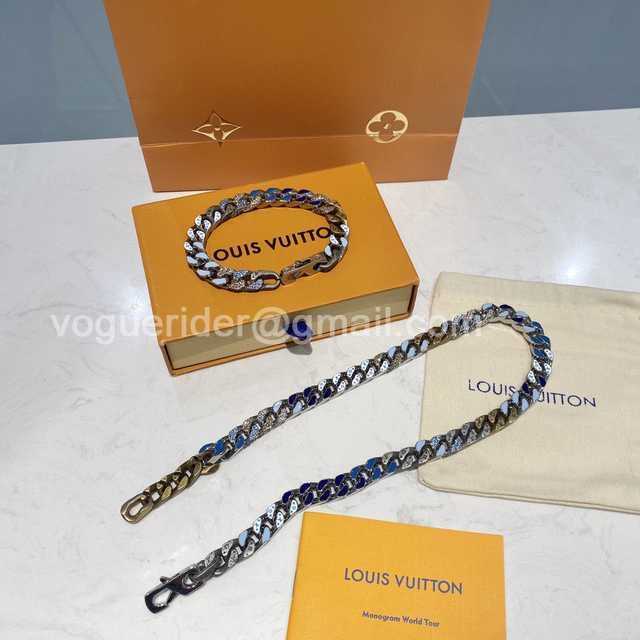 CB10155 LV Bracelet