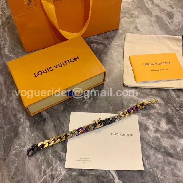 CB10162 LV Bracelet