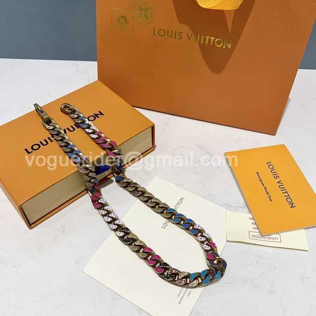 CB10164 LV Necklace
