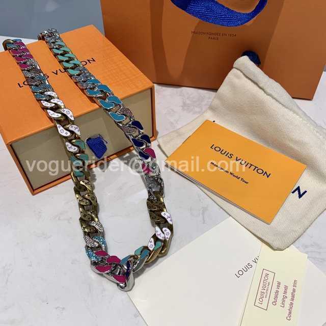 CB10165 LV Necklace