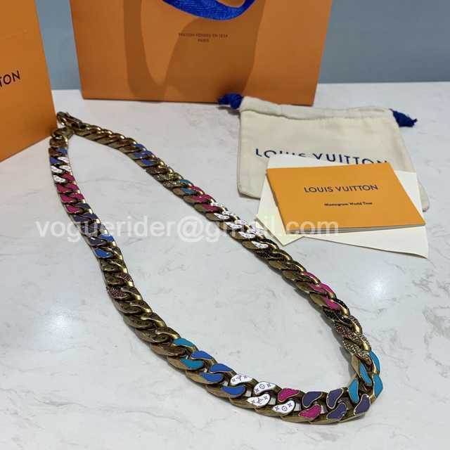CB10166 LV Necklace