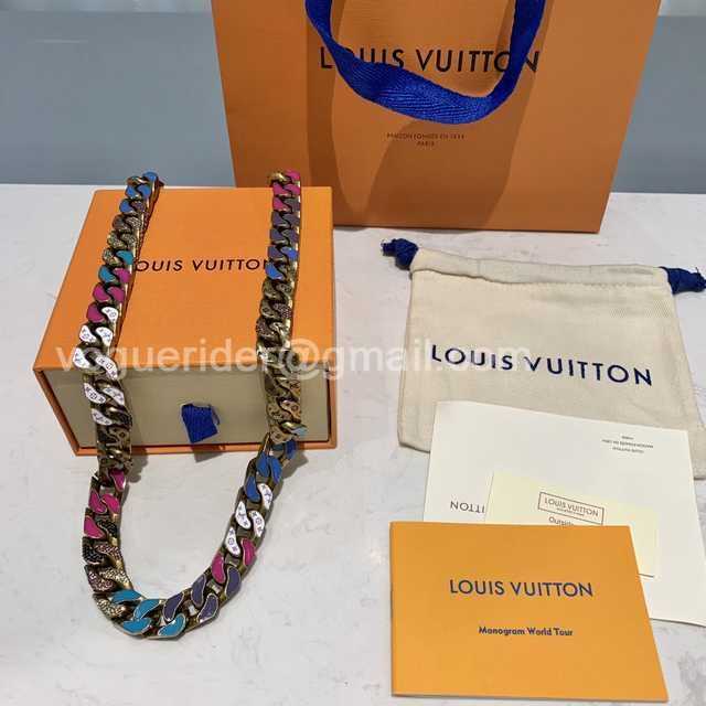 CB10166 LV Necklace