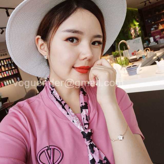 Louis Vuitton jwl6852 Louis Vuitton jwl6852