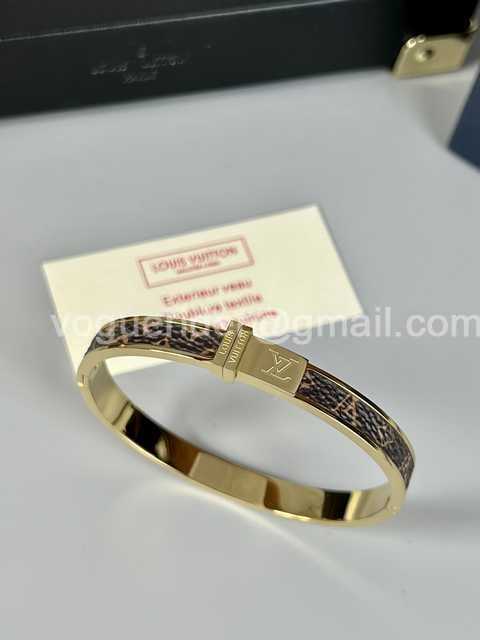 Louis Vuitton jwl6857 Louis Vuitton jwl6857