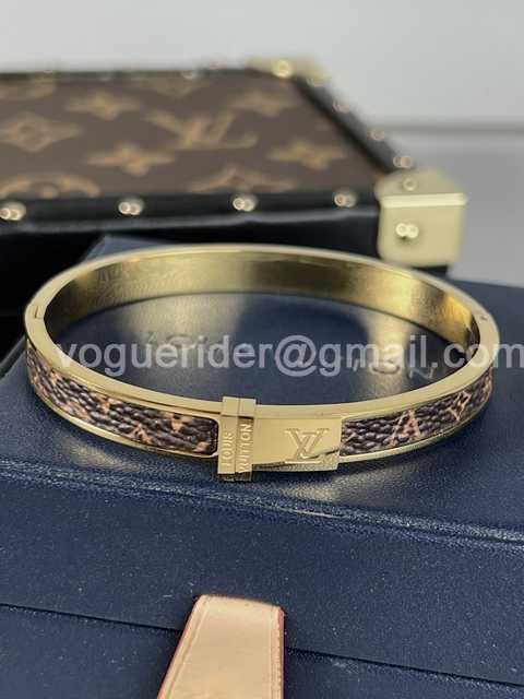 Louis Vuitton jwl6857 Louis Vuitton jwl6857