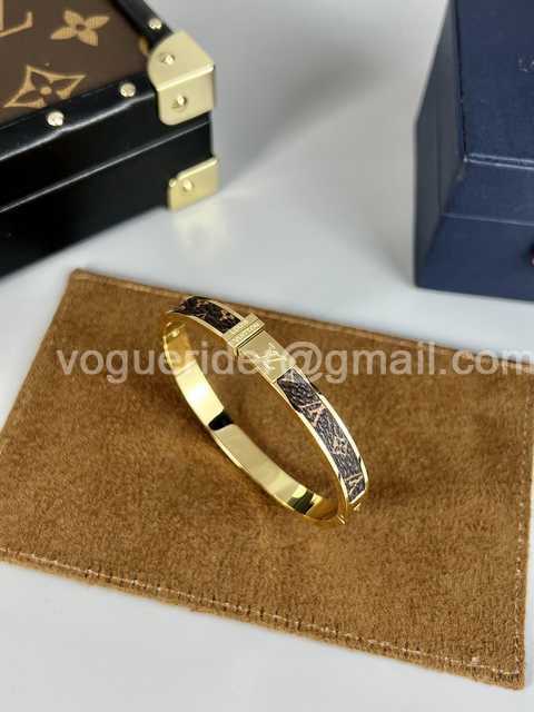 Louis Vuitton jwl6857 Louis Vuitton jwl6857