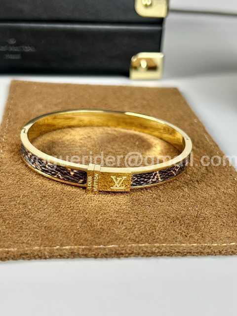 Louis Vuitton jwl6857 Louis Vuitton jwl6857