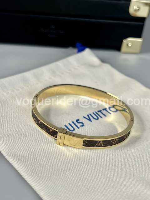 Louis Vuitton jwl6857 Louis Vuitton jwl6857