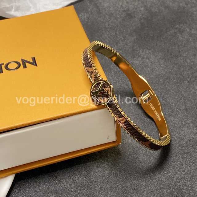 Louis Vuitton jwl6867 Louis Vuitton jwl6867