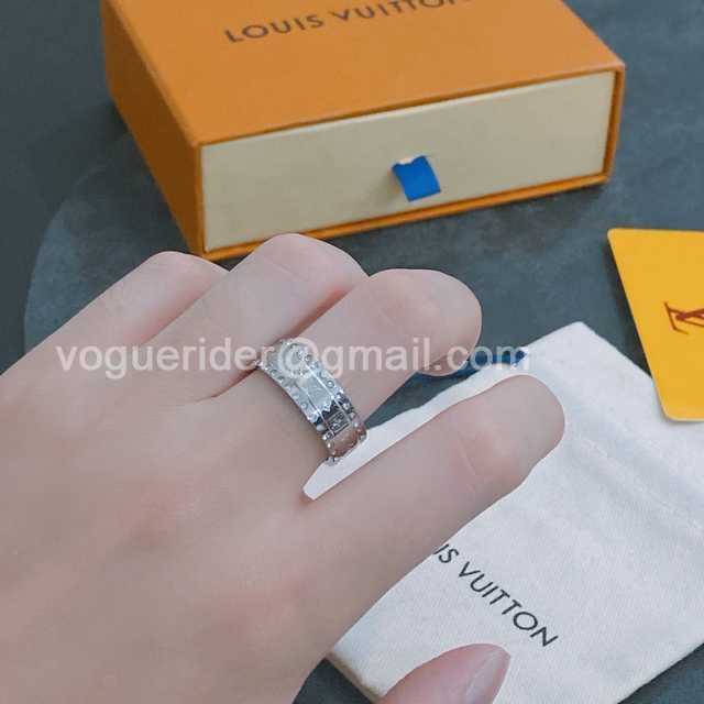 Louis Vuitton jwl6879