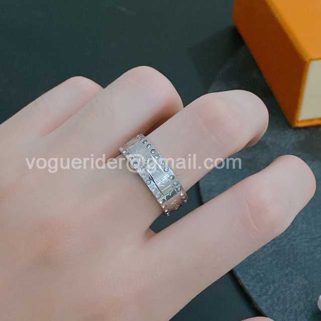 Louis Vuitton jwl6879