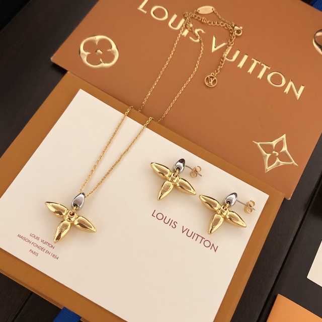 Louis Vuitton jwl6895