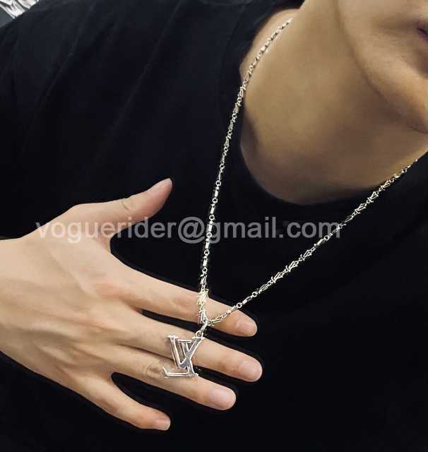 Louis Vuitton jwl6897