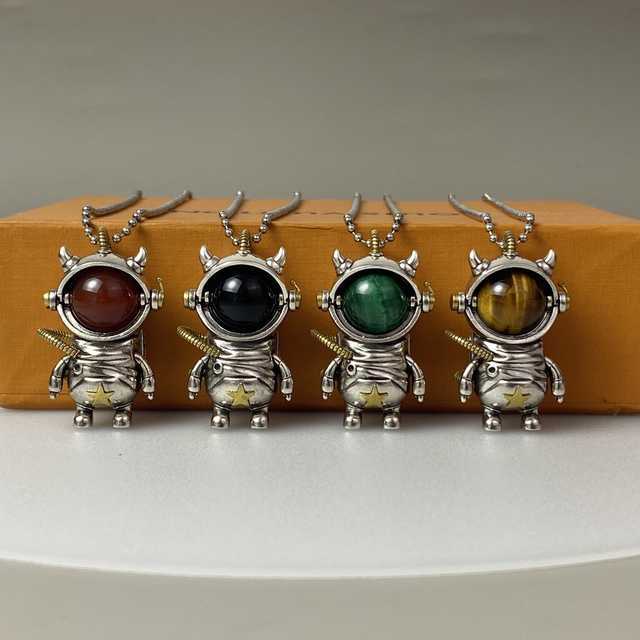 Louis Vuitton Spaceman Necklace jwl6922