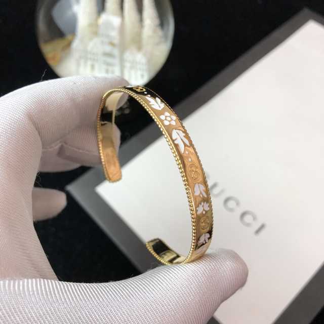 Gucci jwl7020