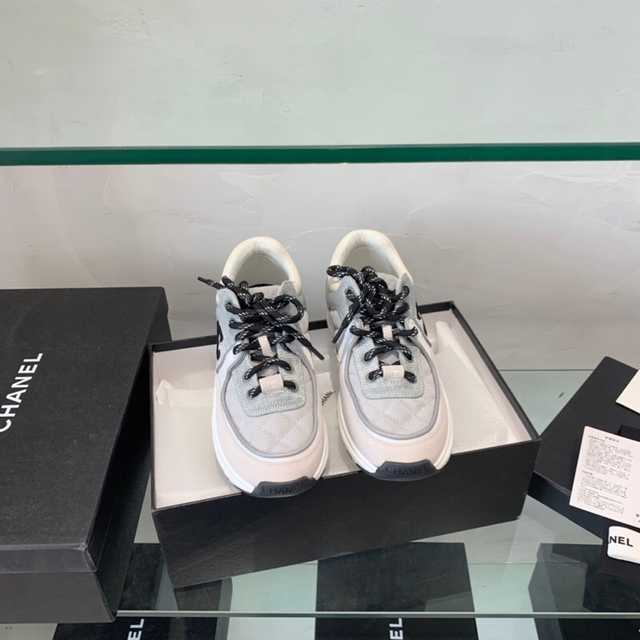 Chanel 2021 sneaker