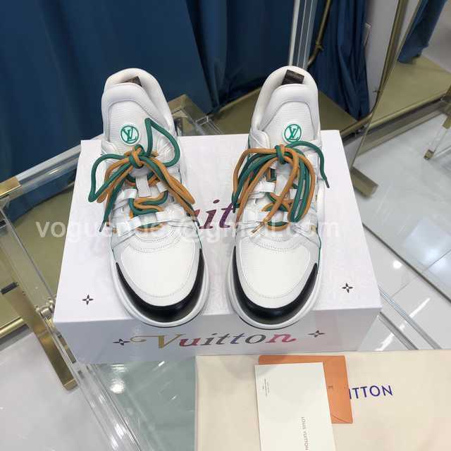 Louis Vuitton Archlight