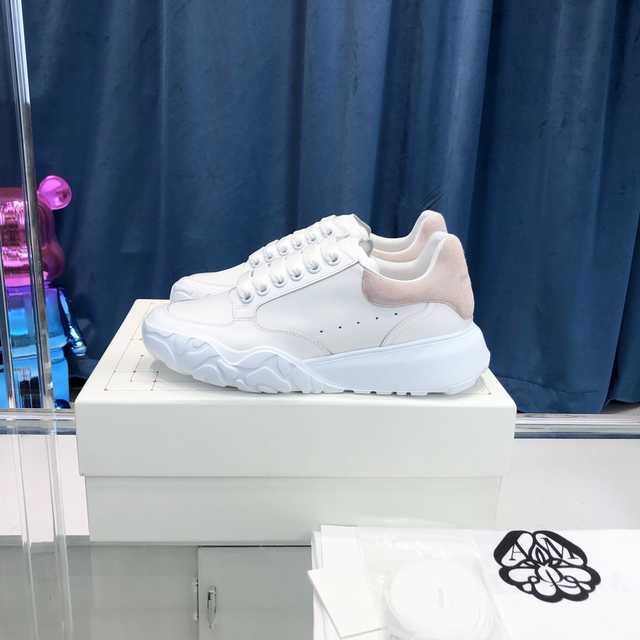 Alexander McQueen Sneaker