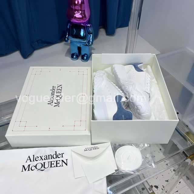 Alexander McQueen Sneaker