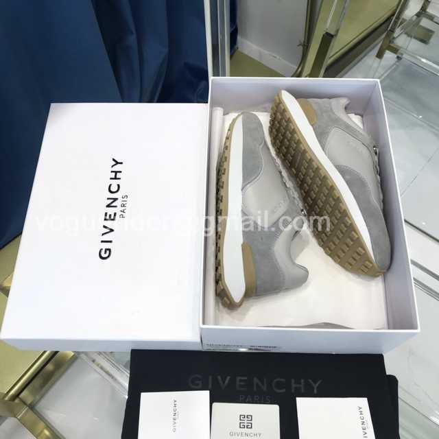 Givenchy Runner