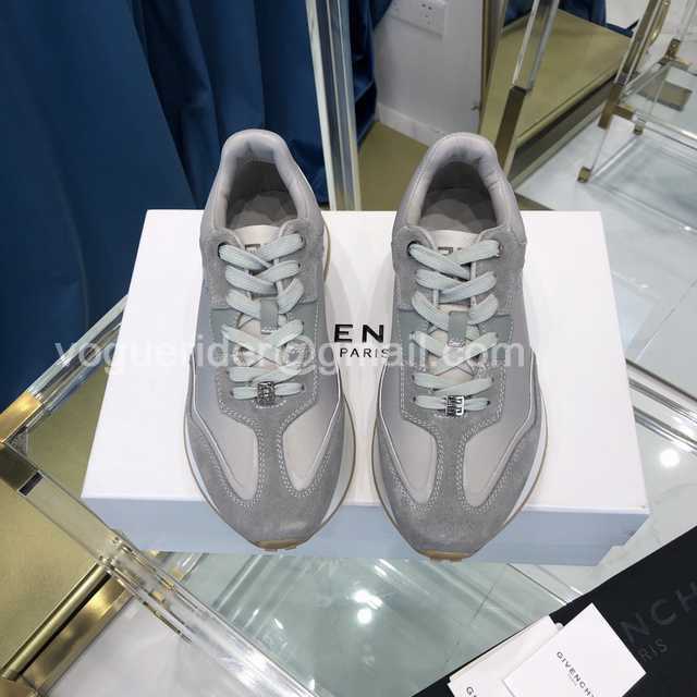 Givenchy Runner