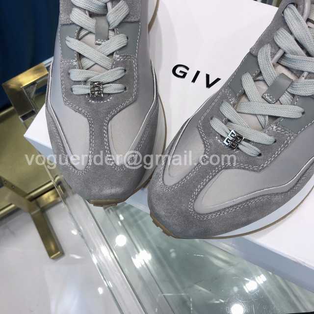 Givenchy Runner