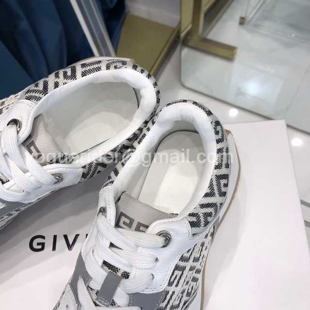 Givenchy Runner Givenchy Runner