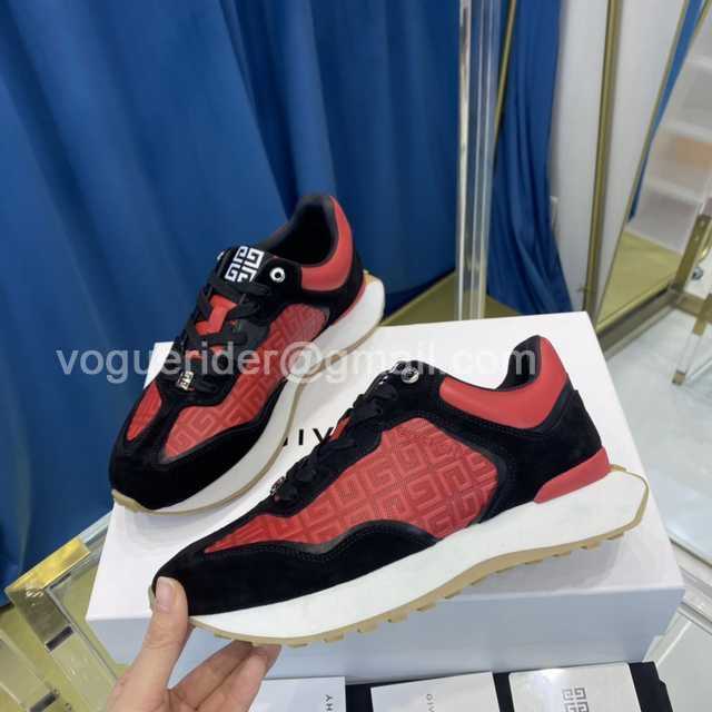 Givenchy Runner